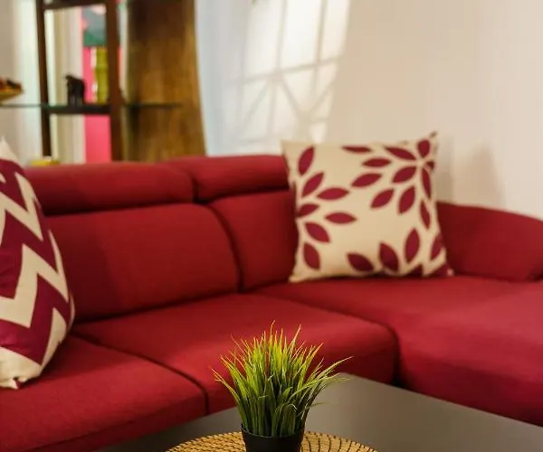 Accomodo Mib15 Bivano Navigli Отель Милан